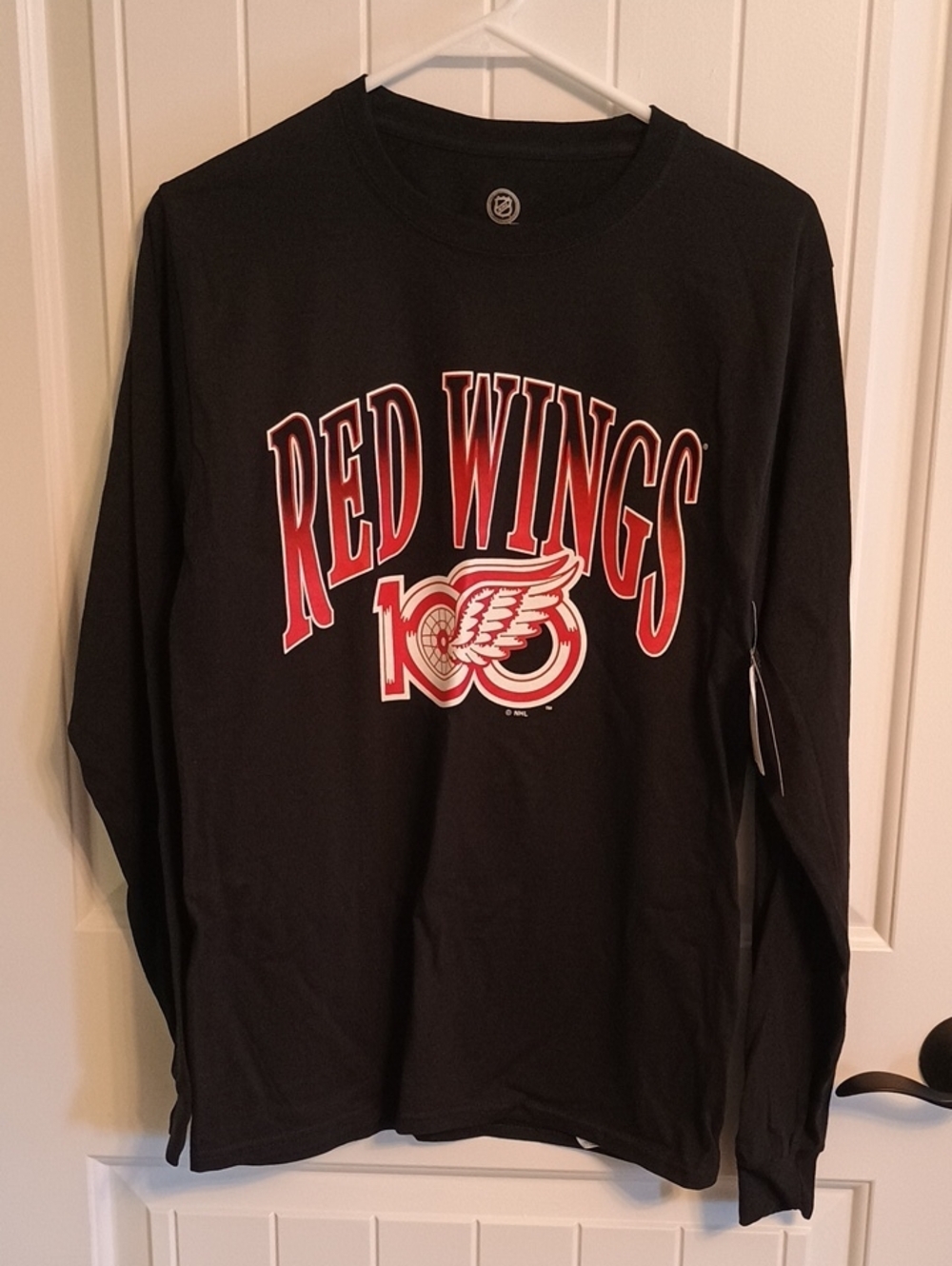 NWT NHL Black Red Wings Centennial "100" Long-Sleeve Tee MENS Size Small